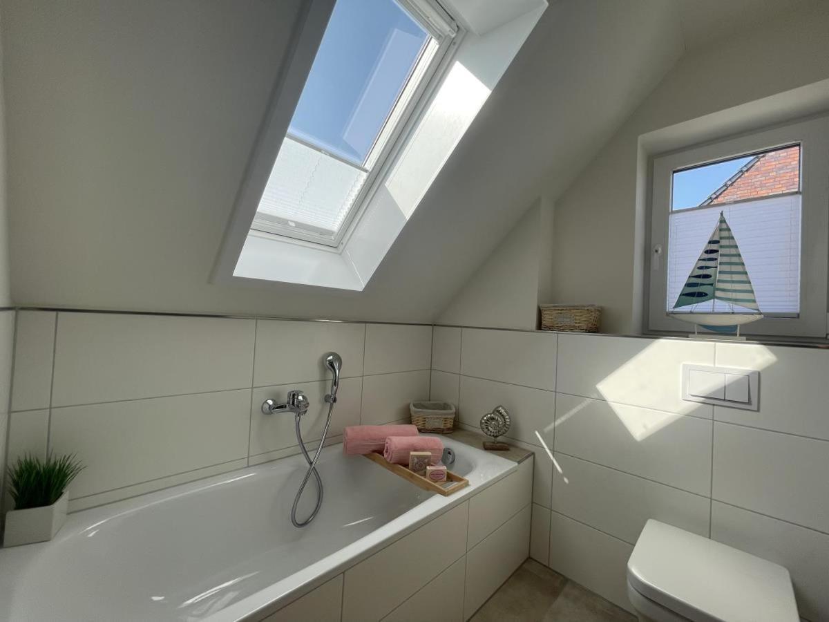 Am Kutterhafen 21 - Haus Joost Villa Fedderwardersiel ภายนอก รูปภาพ